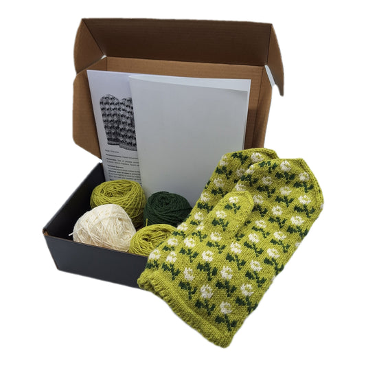 WHITE ROSES Knitting Kit – Mittens