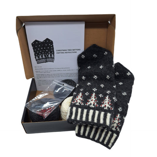 "CHRISTMAS TREES" MITTENS KNITTING KIT