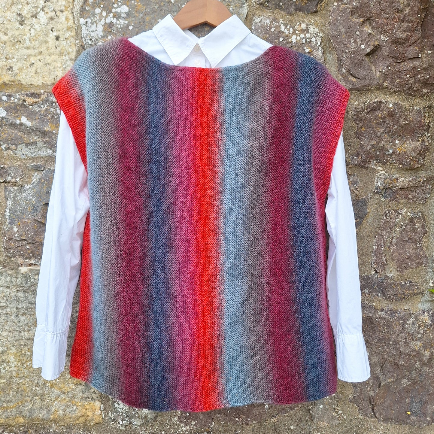 Whispering Stripes slipover – Knitting Pattern