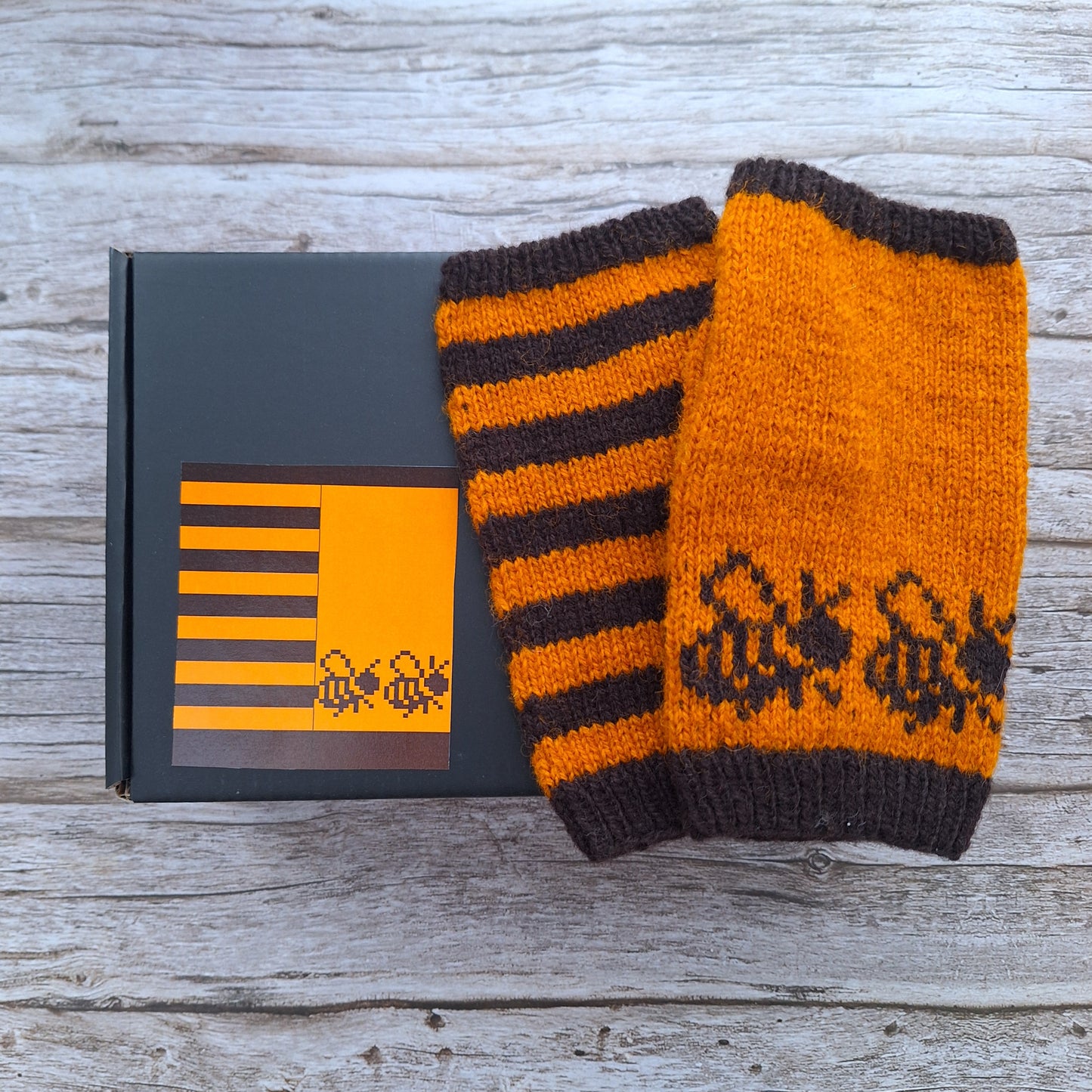 BEES  Fingerless Gloves Knitting Kit =
