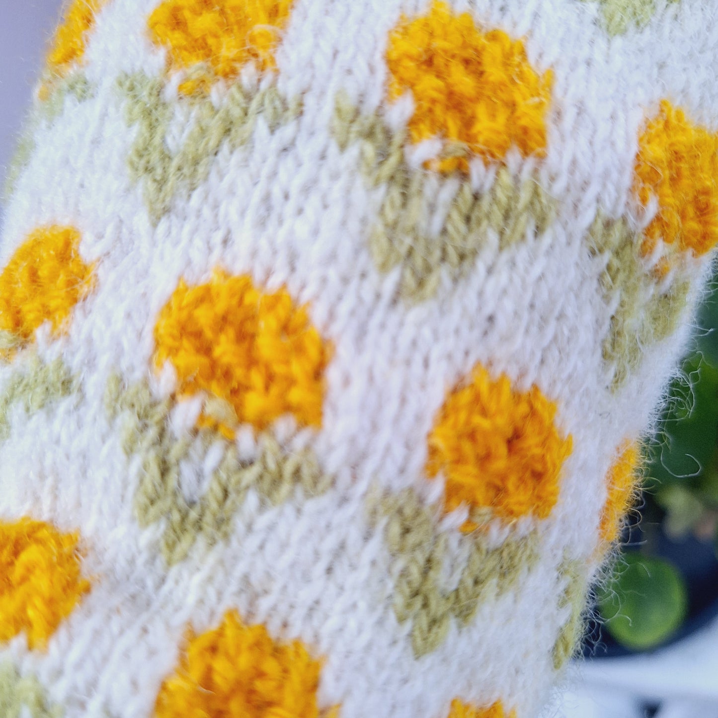Knitting Kit – DANDELIONS Fingerless Gloves