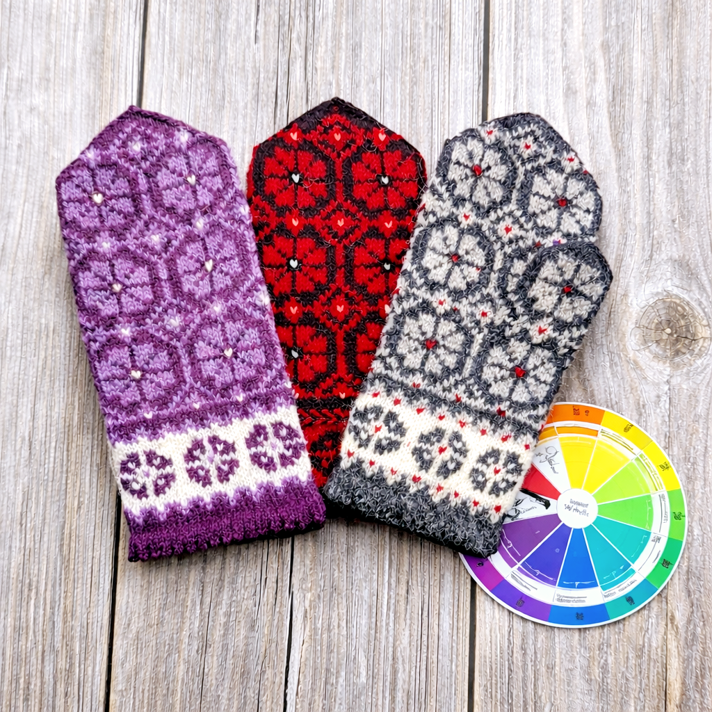 LATVIAN FOLK SONG MITTENS – Knitting Pattern