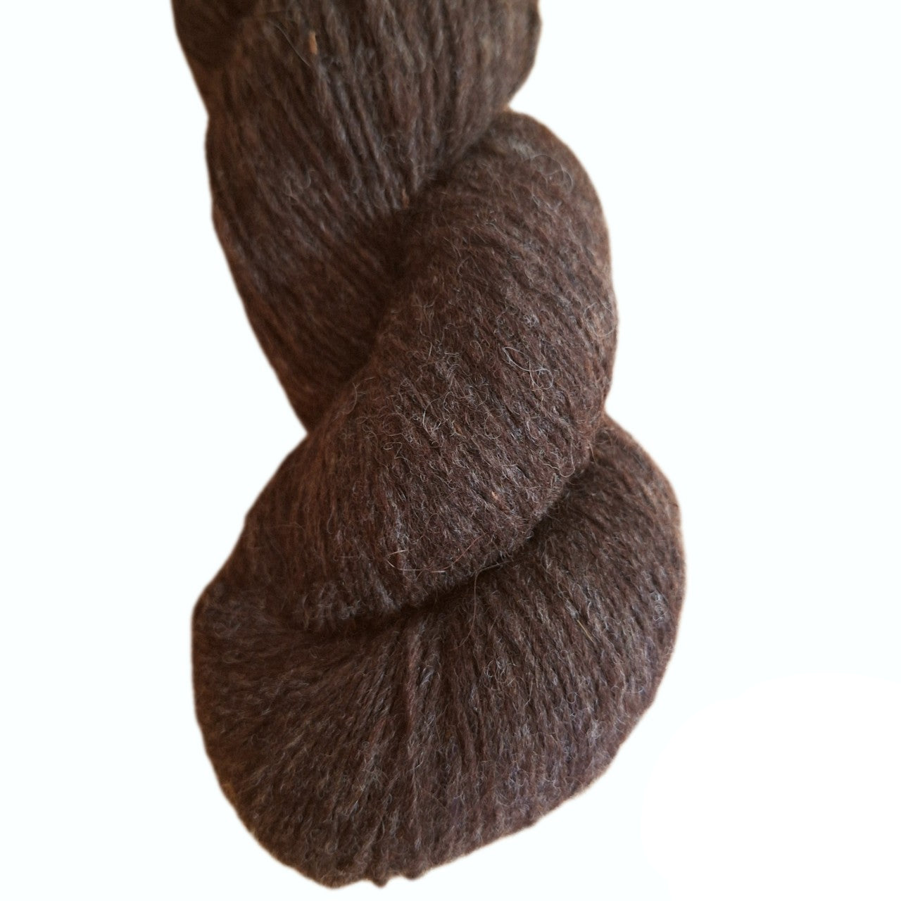 NATURAL UNDYED DARK LAMBS WOOL - DARK BROWN