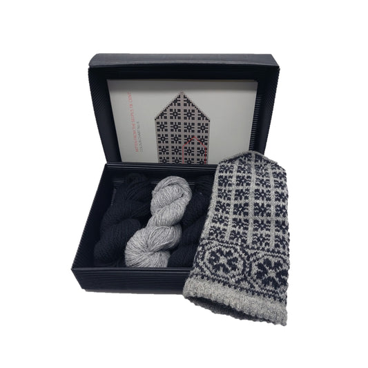 Knitting kit "Latvian Gray 6"